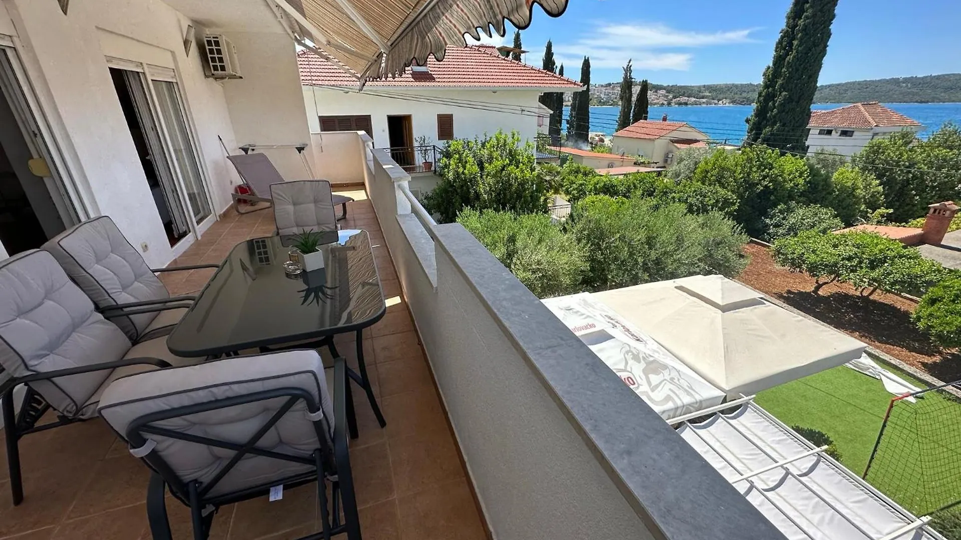 Apartment Mika 3 Okrug Gornji 0*,  Croatia